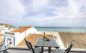 Frontline Seaview Apartment